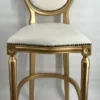 Casa Padrino Barock Barstuhl Hellgrau / Gold - Handgefertigter Massivholz Barhocker mit edlem Samtstoff - Barock Bar Möbel - Edel & Prunkvoll