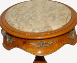 Casa Padrino Barock Beistelltisch in Hellbraun aus Massivholz mit Marmorplatte 70 x 42 cm