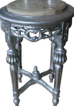 Casa Padrino Barock Beistelltisch Rund Silber / Creme mit Marmorplatte 32 cm x H. 53 cm Antik Stil