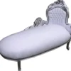 Casa Padrino Barock Chaiselongue King Weiß/Silber in Lederoptik, Länge 155 cm, Breite 70 cm, Höhe 100 cm
