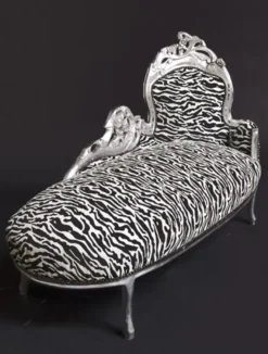Casa Padrino Barock Chaiselongue King Zebra/Silber, Samtstoff, Massivholz, 155 x 70 x 100 cm