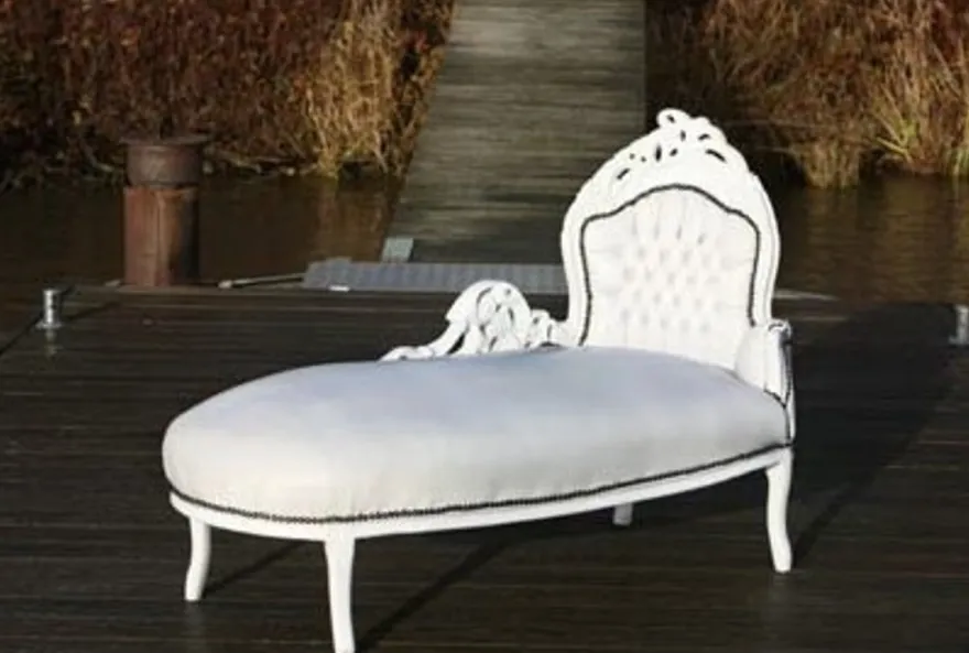 Casa Padrino Barock Chaiselongue King in Weiß / Weiß in Lederoptik, 155 x 70 x 100 cm