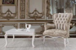 Casa Padrino Barock Couchtisch Weiß / Beige 104 x 80 x H. 45 cm - Massivholz Wohnzimmertisch im Barockstil - Barock Wohnzimmer Möbel