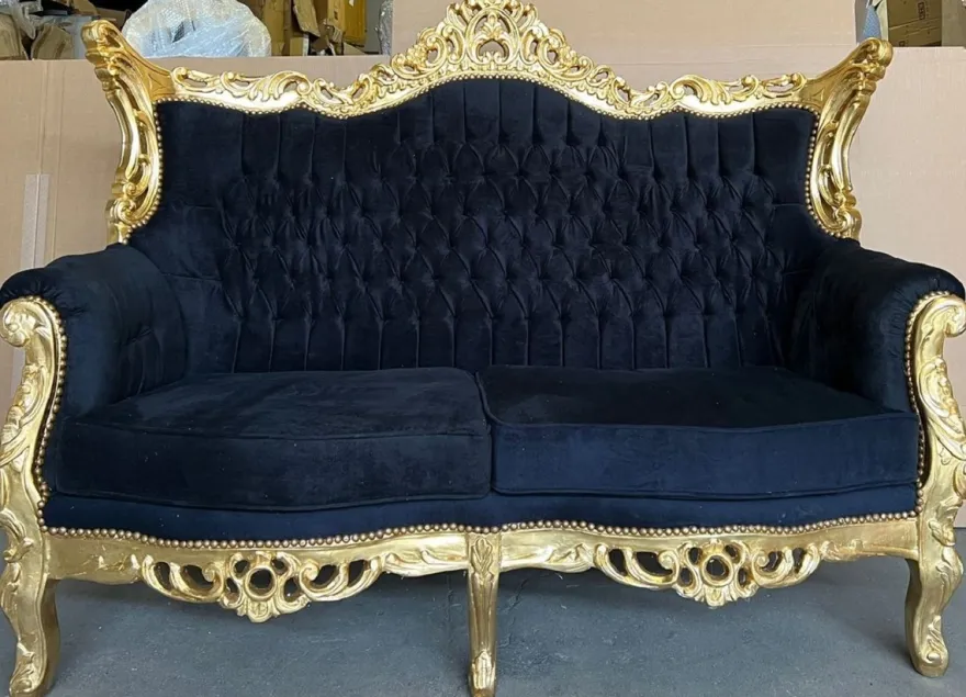 Casa Padrino Barock 2er Sofa Schwarz / Gold - Handgefertigtes Antik Stil Wohnzimmer Sofa - Antik Stil Wohnzimmer Möbel - Barock Wohnzimmer Möbel - Edel & Prunkvoll