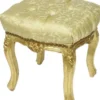 Casa Padrino Barock Fußhocker Gold Muster / Gold 45 x 40 x H. 35 cm - Handgefertigter Barock Hocker mit Glitzersteinen - Barockstil Möbel