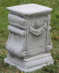 Casa Padrino Barock Garten Deko Säule Grau H. 41 cm - Antik Stil Stein Säule - Prunkvolle Gartensäule - Barock Garten & Terrassen Deko Accessoires - Gartendeko im Barockstil