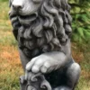 Casa Padrino Barock Gartendeko Skulptur Löwe Grau 28 x 45 x H. 72 cm - Garten Deko Figur - Garten & Terrassen Deko Accessoires