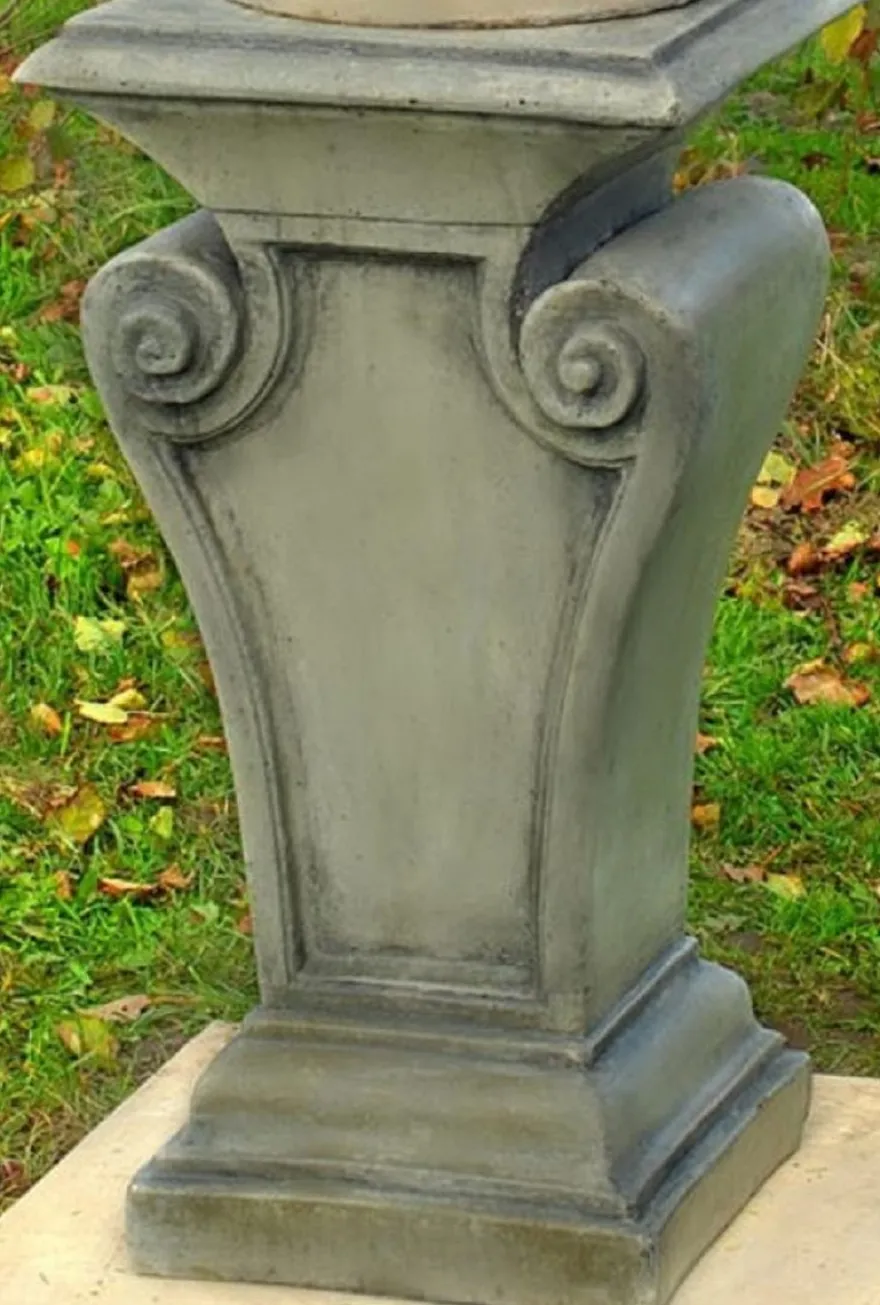 Casa Padrino Barock Gartendeko Säule 42 x 42 x H. 80 cm - Prunkvolle Gartensäule im Barockstil - Special!