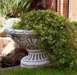 Casa Padrino Barock Garten Deko Blumentopf Grau 36 x 26 x H. 40 cm - Ovaler Pflanzentopf im Barockstil - Barock Garten Deko - Barock Terrassen Deko - Barock Deko Accessoires