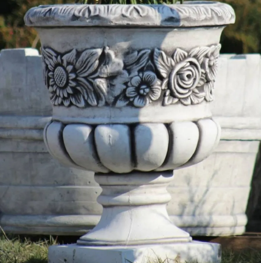 Casa Padrino Barock Garten Deko Blumentopf Grau Ø 48 x H. 62 cm - Runder Pflanzentopf im Barockstil - Barock Garten Deko - Barock Terrassen Deko - Barock Deko Accessoires