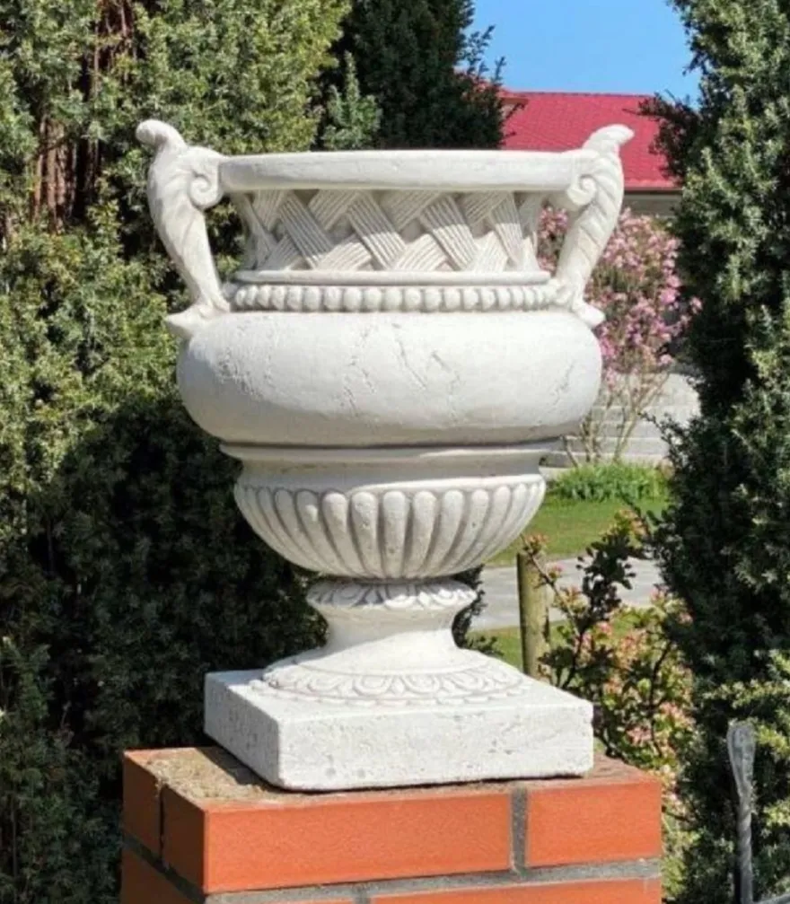 Casa Padrino Barock Garten Deko Blumentopf Weiß H. 53 cm - Prunkvoller Pflanzentopf im Barockstil - Barock Garten Deko - Barock Terrassen Deko - Barock Deko Accessoires