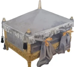 Casa Padrino Barock Hundebett Grau / Naturfarben - Handgefertigtes Antik Stil Hundebett - Prunkvolle Hunde Möbel im Barockstil - Antik Stil Tiermöbel - Barock Tiermöbel