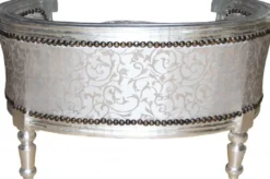 Casa Padrino Barock Hunde & Katzen Sofa - Luxuriöser Hundesessel in Silber, Grau gemustert, 71,5 x 53 x 41 cm