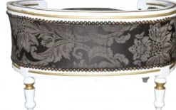 Casa Padrino Barock Hunde & Katzen Sofa im Barock Muster Schwarz / Weiss / Gold - 71,5 x 53 x 41 cm - Luxuriöses Haustierbett