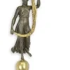 Casa Padrino Barock Kerzenhalter mit dekorativer Bronzefigur und Marmorsockel 26,5 x 26,5 x H. 68,5 cm - Eleganter 5 flammiger Kerzenständer - Wohnzimmer Deko Accessoires