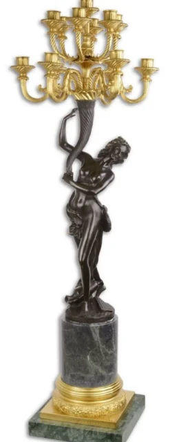 Casa Padrino Barock Kerzenhalter Frau schaut nach links Schwarz / Gold / Grün 37 x 32,4 x H. 108 cm - Prunkvoller 13-flammiger Bronze Kerzenständer mit Marmorsockel