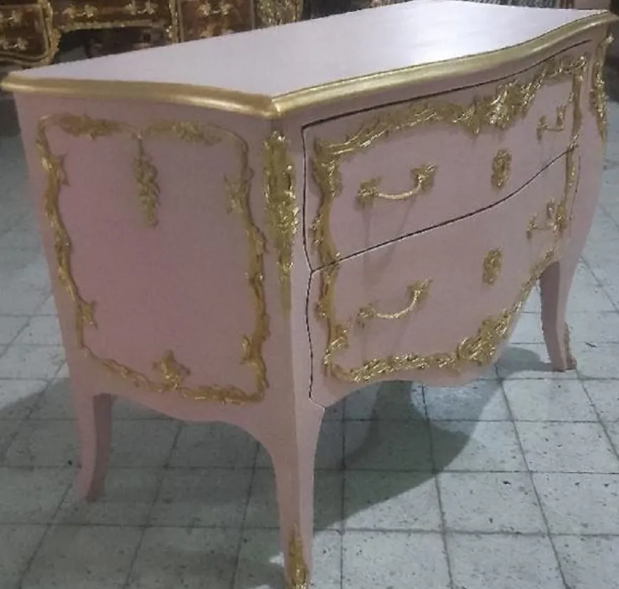 Casa Padrino Barock Kommode mit 2 Schubladen Rosa / Gold - Handgefertigte Massivholz Kommode im Barockstil - Schlafzimmer Möbel im Barockstil - Barock Möbel - Barock Einrichtung - Edel & Prunkvoll
