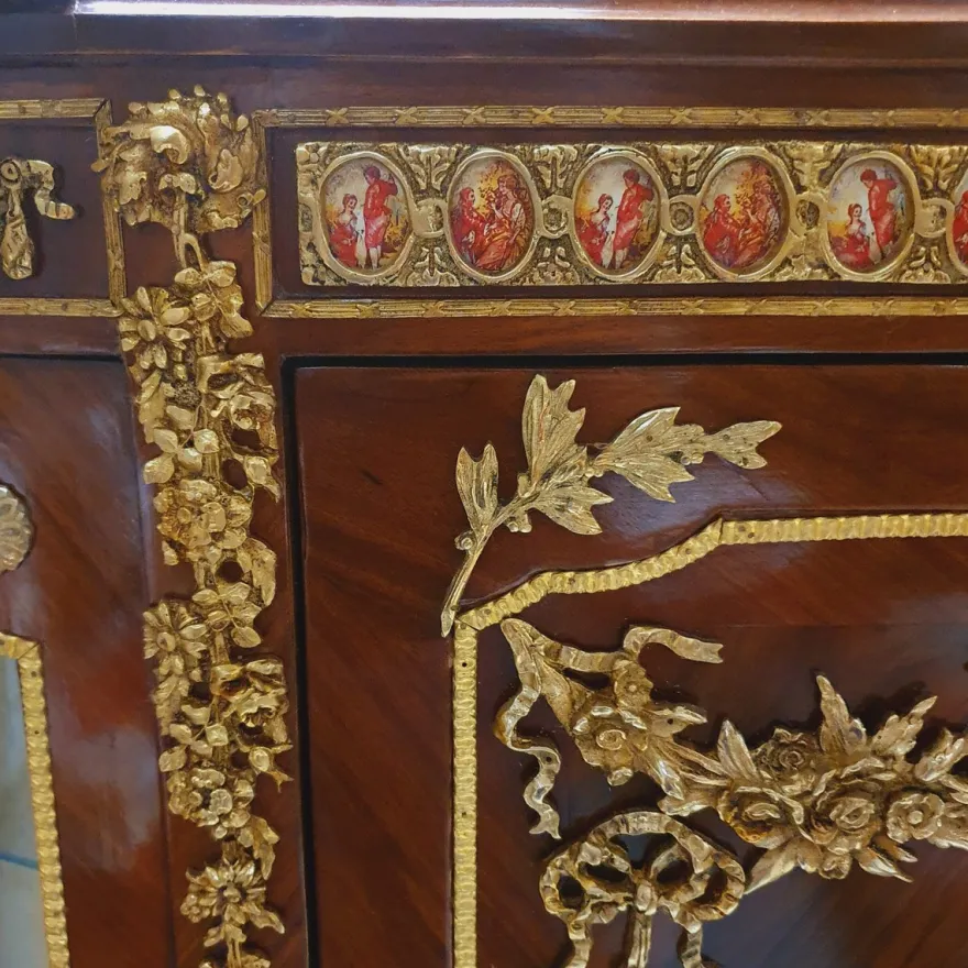 Casa Padrino Barock Kommode mit Seitenglas Braun / Gold 145 cm - Möbel Schrank Sideboard