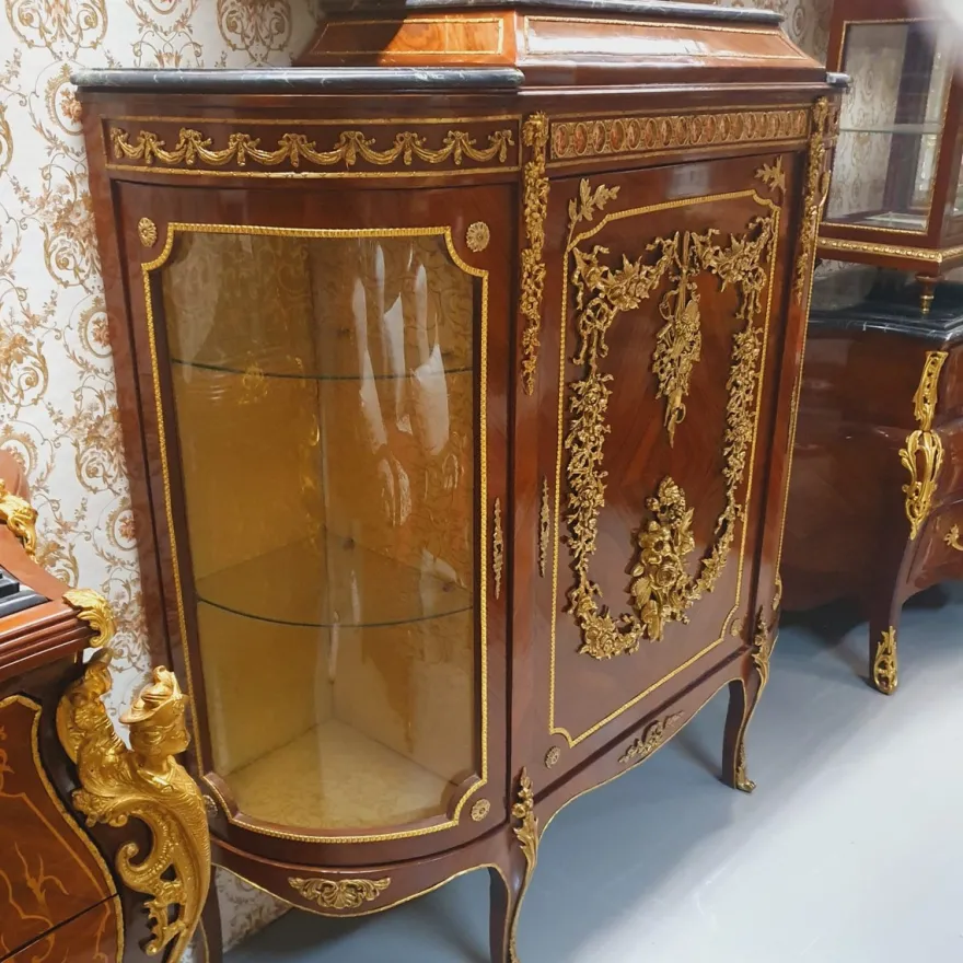 Casa Padrino Barock Kommode mit Seitenglas Braun / Gold 145 cm - Möbel Schrank Sideboard
