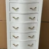 Casa Padrino Barock Kommode mit 7 Schubladen Weiß / Messing - Handgefertigter Massivholz Schrank im Barockstil - Wohnzimmer Möbel im Barockstil - Barock Möbel - Barock Einrichtung
