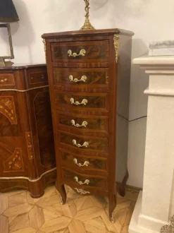 Casa Padrino Barock Kommode mit 7 Schubladen Braun / Gold - Handgefertigter Massivholz Schrank im Barockstil - Wohnzimmer Möbel im Barockstil - Barock Möbel - Barock Einrichtung