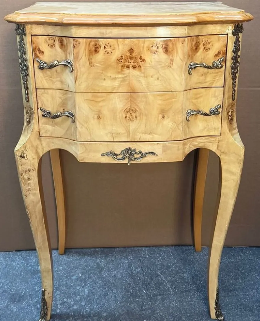 Casa Padrino Barock Kommode Vogelaugen Ahorn - Handgefertigte Massivholz Nachtkommode im Barockstil - Antik Stil Nachttisch - Beistelltisch mit 2 Schubladen - Handgefertigte Barock Möbel