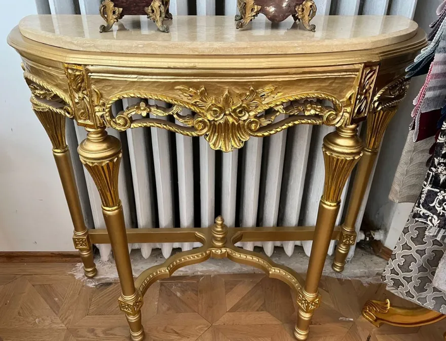 Casa Padrino Barock Konsole Gold / Creme - Handgefertigter Massivholz Konsolentisch mit Marmorplatte - Antik Stil Konsole - Antik Stil Möbel - Barock Möbel - Edel & Prunkvoll