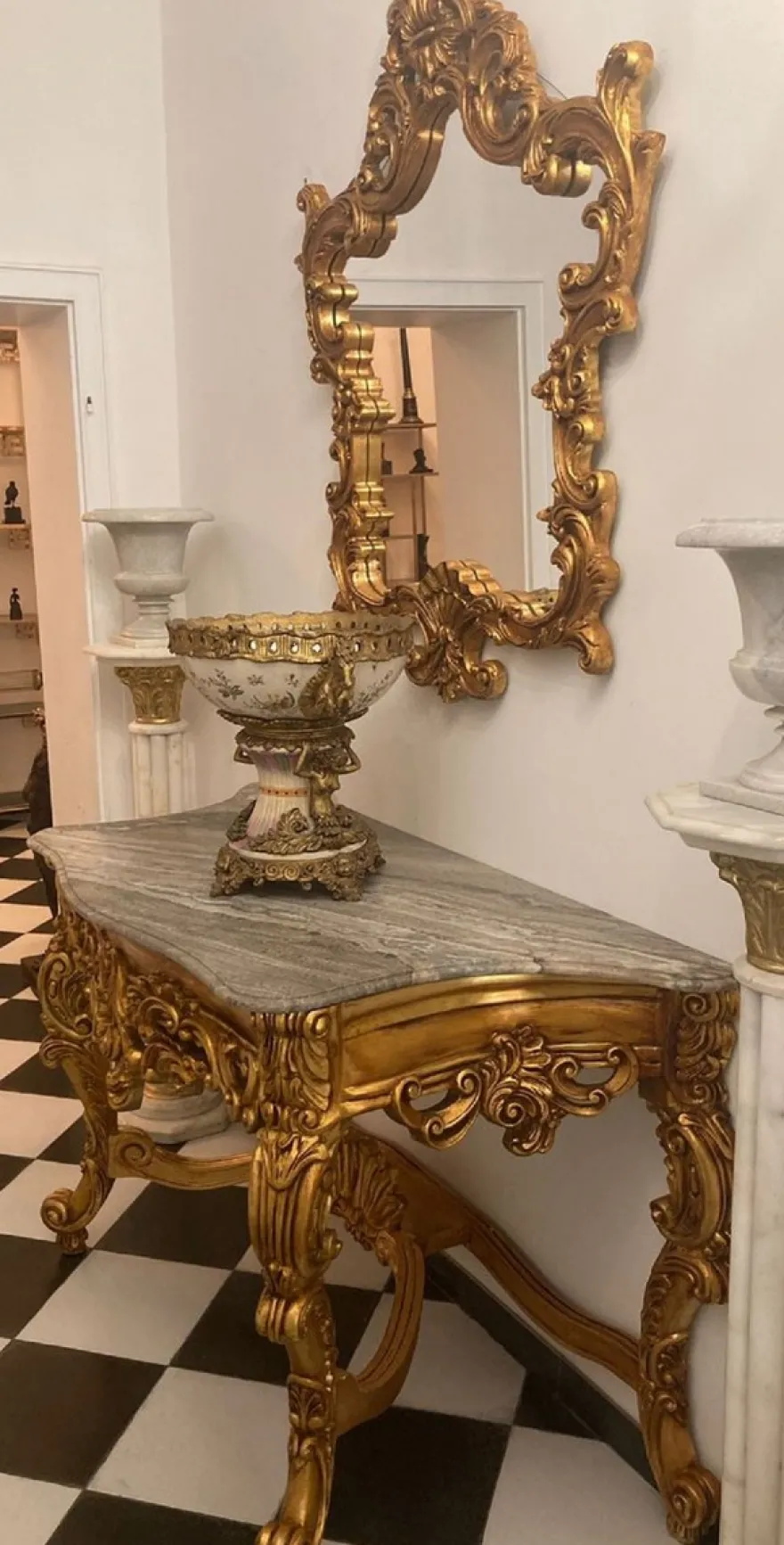 Casa Padrino Barock Konsole mit Marmorplatte und Spiegel Gold / Grau - Prunkvolle Spiegelkonsole im Barockstil - Garderoben Möbel Barockstil - Barock Möbel - Antik Stil Möbel - Edel & Prunkvoll