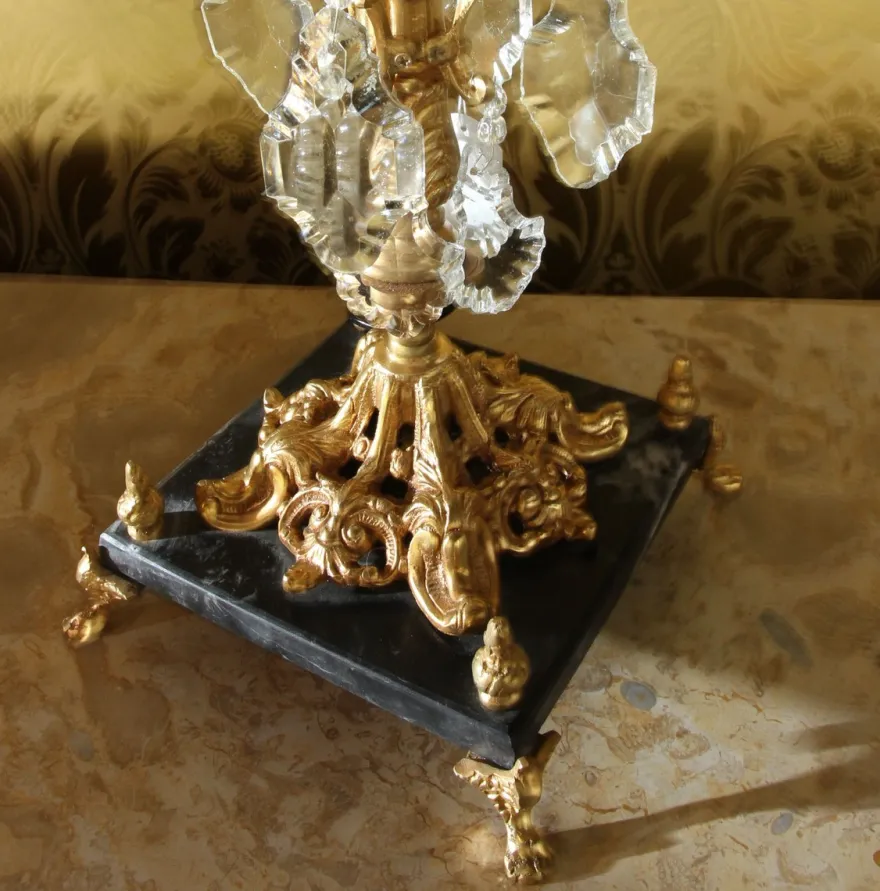 Casa Padrino Barock Kristall Hockerleuchte im Antik Stil - Messing & Marmor - Höhe 86 cm