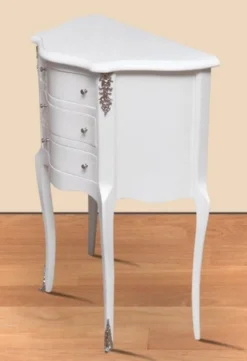 Casa Padrino Barock Nachtkommode Weiß / Silber - Massivholz Nachttisch - Beistelltisch mit 3 Schubladen - Handgefertigte Barock Möbel