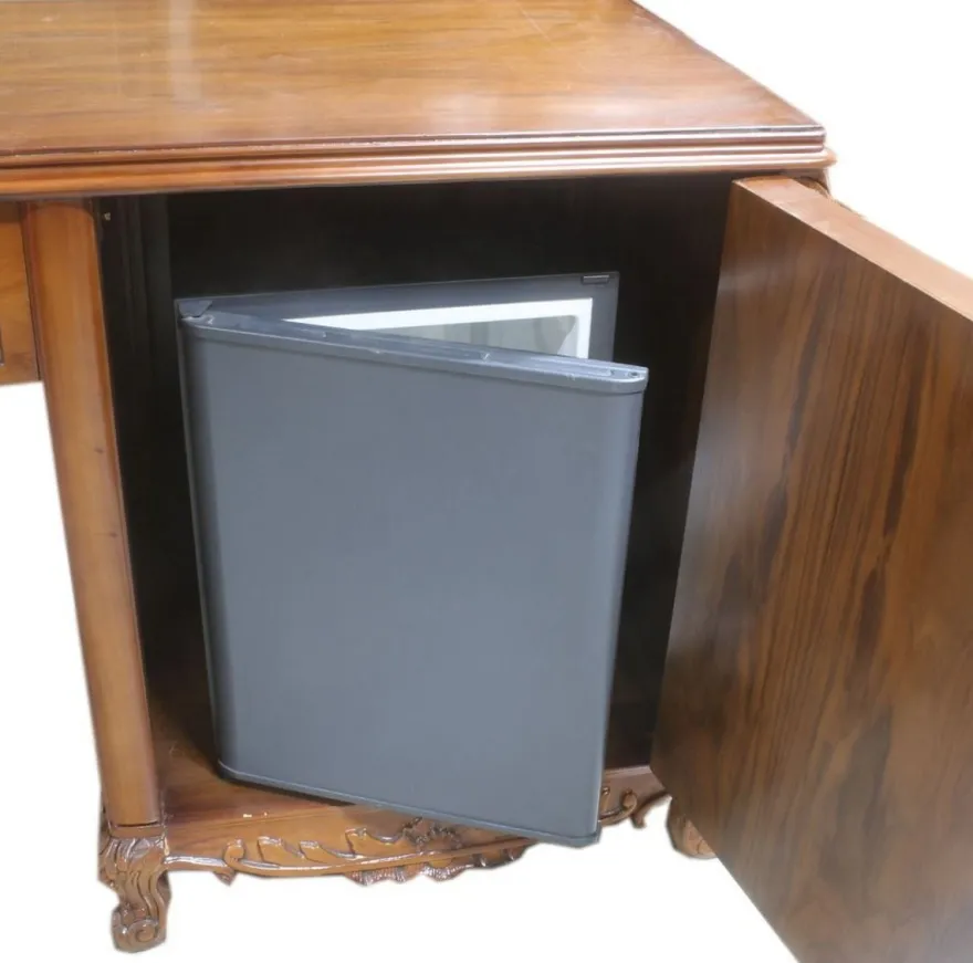 Casa Padrino Barock Schreibtisch Braun / Messingfarben 120 x 60 x H. 80 cm - Handgefertigter Massivholz Bürotisch - Büro Möbel im Barockstil