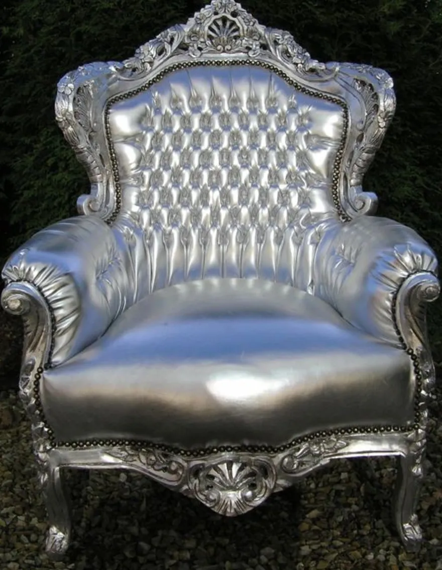 Casa Padrino Barock Sessel King im Antik Stil Silber / Silber Lederoptik - 120 x 85 x 85 cm