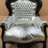 Casa Padrino Barock Sessel Silber / Schwarz - Handgefertigter Massivholz Wohnzimmer Sessel mit Kunstleder - Antik Stil Wohnzimmer Sessel - Barock Wohnzimmer Möbel