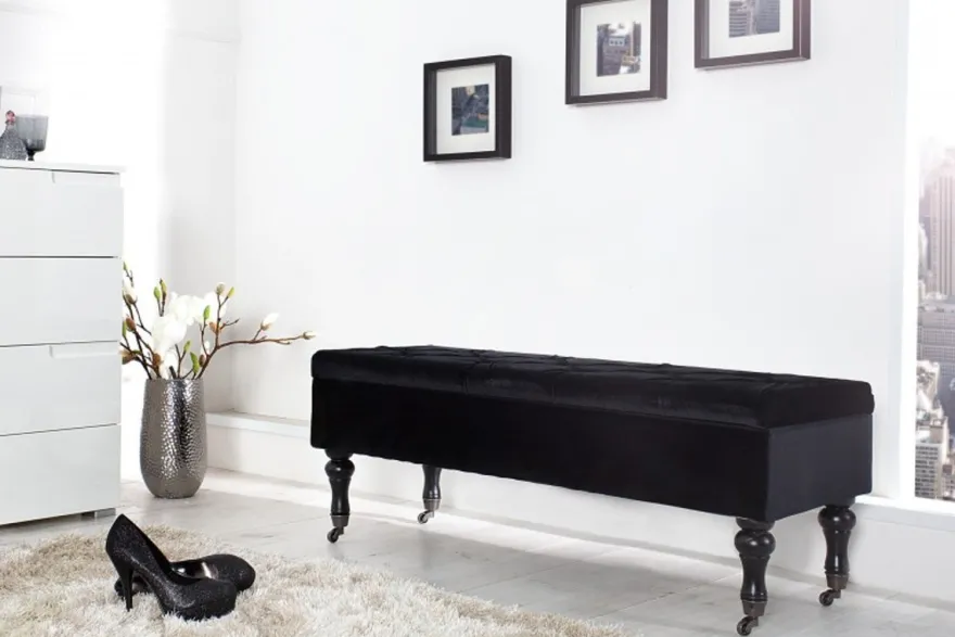 Casa Padrino Barock Sitzbank mit Truhe in Schwarz, Samtstoff, Holzbeine mit Rollen, 110 x 40 x 40 cm