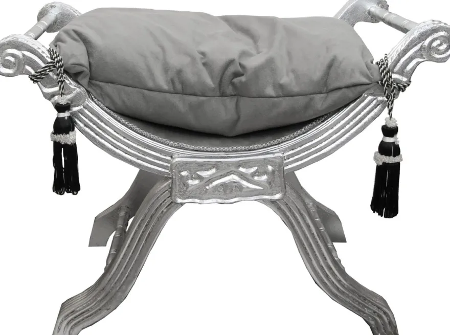 Casa Padrino Barock Sitzhocker - Kreuzhocker Grau / Silber - Möbel