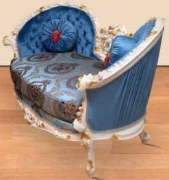 Casa Padrino Barock Sofa Blau Muster / Creme / Weiß / Gold - Handgefertigtes Wohnzimmer Sofa im Barockstil - Prunkvolle Barock Wohnzimmer Möbel