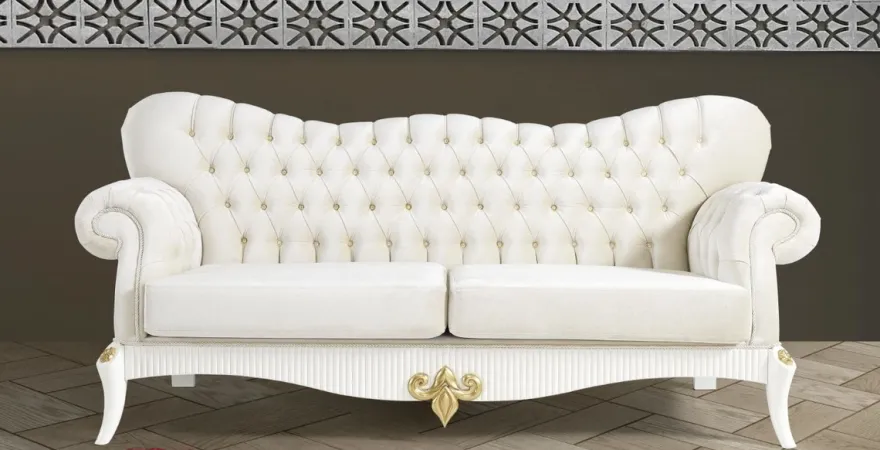 Casa Padrino Barock Sofa Creme / Weiß / Gold 224 x 83 x H. 112 cm - Wohnzimmer Sofa mit Glitzersteinen - Edle Barock Möbel