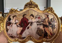 Casa Padrino Barock Sofa Rosa / Mehrfarbig / Gold - Handgefertigtes Wohnzimmer Sofa im Barockstil - Prunkvolle Barock Möbel - Barockstil Wohnzimmer Möbel - Edel & Prunkvoll