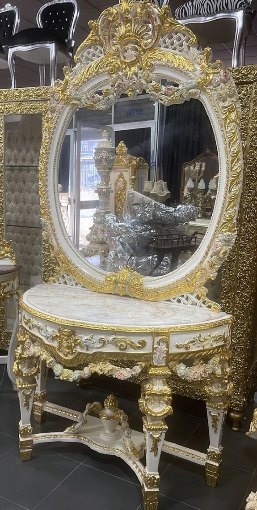 Casa Padrino Barock Spiegelkonsole mit Marmorplatte Weiß / Mehrfarbig / Gold - Prunkvolle Barock Konsole mit Spiegel - Garderoben Möbel Barockstil - Barock Möbel - Antik Stil Möbel