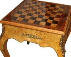 Casa Padrino Barock Spieltisch Schach / Backgammon Tisch Mahagoni L 60 x B 60 x H 71 cm - Möbel Antik Stil Barock