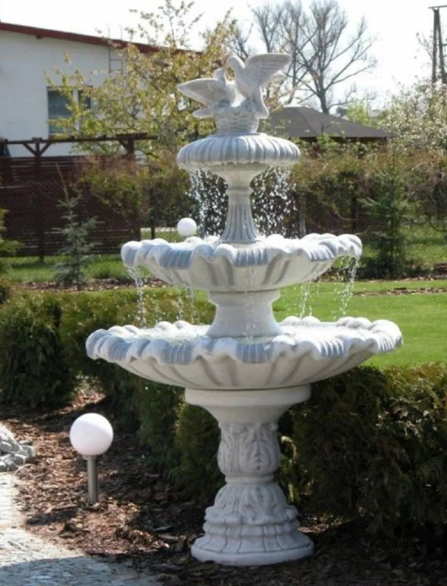 Casa Padrino Barock Springbrunnen mit 2 dekorativen Tauben Grau Ø 129 x H. 195 cm - Prunkvoller Gartenbrunnen im Barockstil - Runder Gartendeko Stein Brunnen - Barock Garten Deko Accessoires