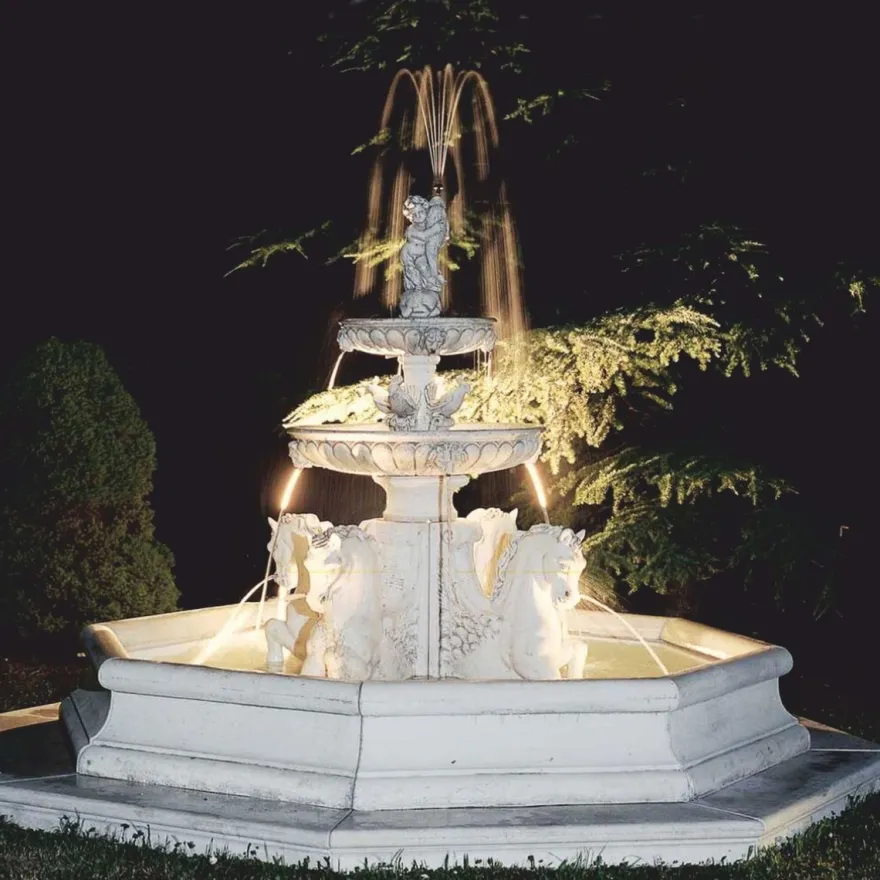 Casa Padrino Barock Springbrunnen mit Umrandung Weiß Ø 320 x H. 215 cm