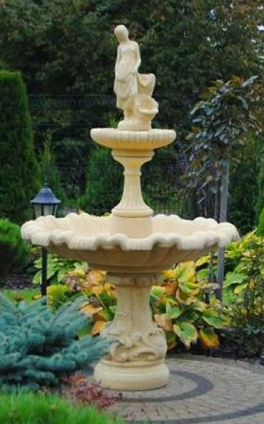 Casa Padrino Barock Springbrunnen Beige Ø 135 x H. 230 cm - Prunkvoller Gartenbrunnen im Barockstil - Runder Gartendeko Stein Brunnen - Barock Garten Deko Accessoires