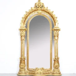 Casa Padrino Barock Standspiegel Gold 140 x H. 250 cm - mit Säulen und Krone - Handgefertigter Antik Stil Ganzkörperspiegel - Garderoben Spiegel - Schlafzimmer Spiegel - Barock Möbel