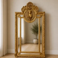 Casa Padrino Barock Standspiegel Gold 110 x H. 210 cm - mit Damen Relief - Handgefertigter Antik Stil Ganzkörperspiegel - Garderoben Spiegel - Schlafzimmer Spiegel - Barock Möbel