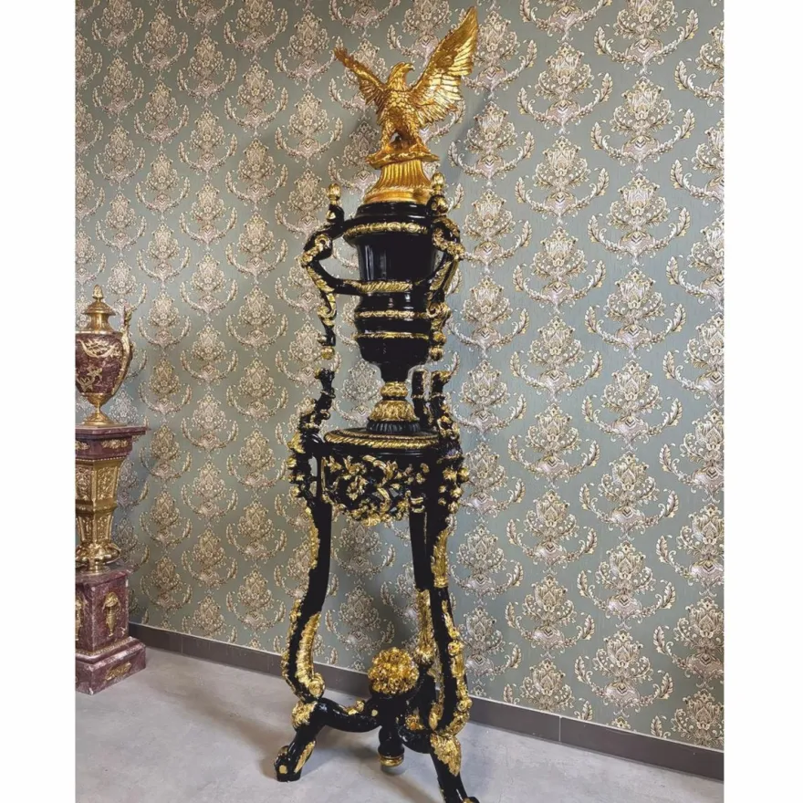 Casa Padrino Barock Säule mit Vase und Adler Schwarz / Gold H. 260 cm - Barock Möbel
