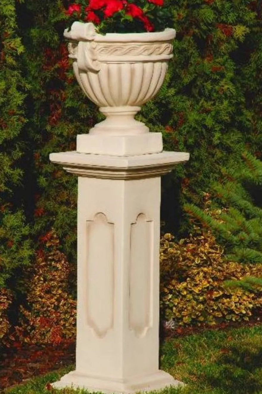 Casa Padrino Barock Säule Sandfarben / Beige 34 x 34 x H. 80 cm - Prunkvolle Gartensäule im Barockstil - Gartendeko Stein Säule - Barock Garten & Terrassen Deko Accessoires