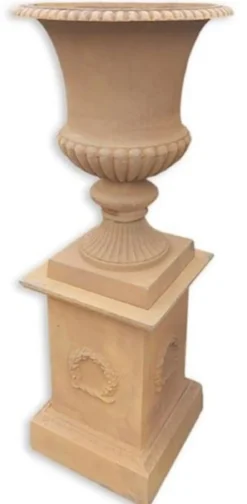 Casa Padrino Barock Vase mit Säule Beige H. 138 cm - Prunkvolle Gusseisen Blumenvase mit Sockel - Barock Garten Deko - Barock Terrassen Deko - Barock Deko Accessoires