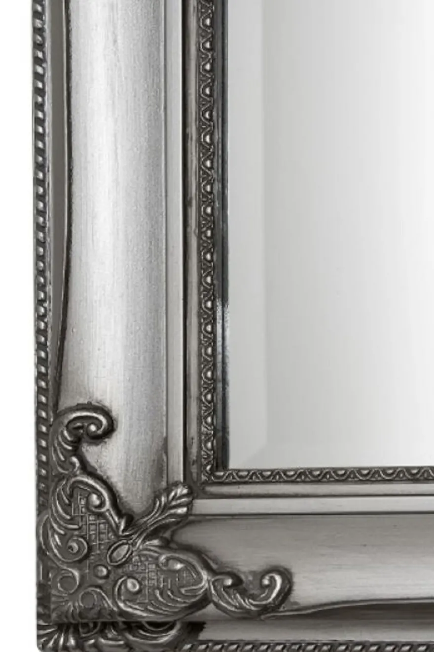 Casa Padrino Barock Wandspiegel Silber 72 x H. 162 cm - Handgefertigter Barock Spiegel mit Holzrahmen und wunderschönen Verzierungen