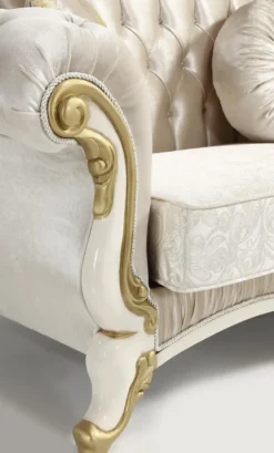 Casa Padrino Barock Wohnzimmer Sofa mit Glitzersteinen Champagnerfarben / Creme / Gold 224 x 83 x H. 112 cm - Wohnzimmer Möbel - Edel & Prunkvoll